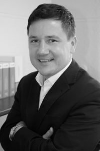 Startseite Portrait Leslie Rosdelski